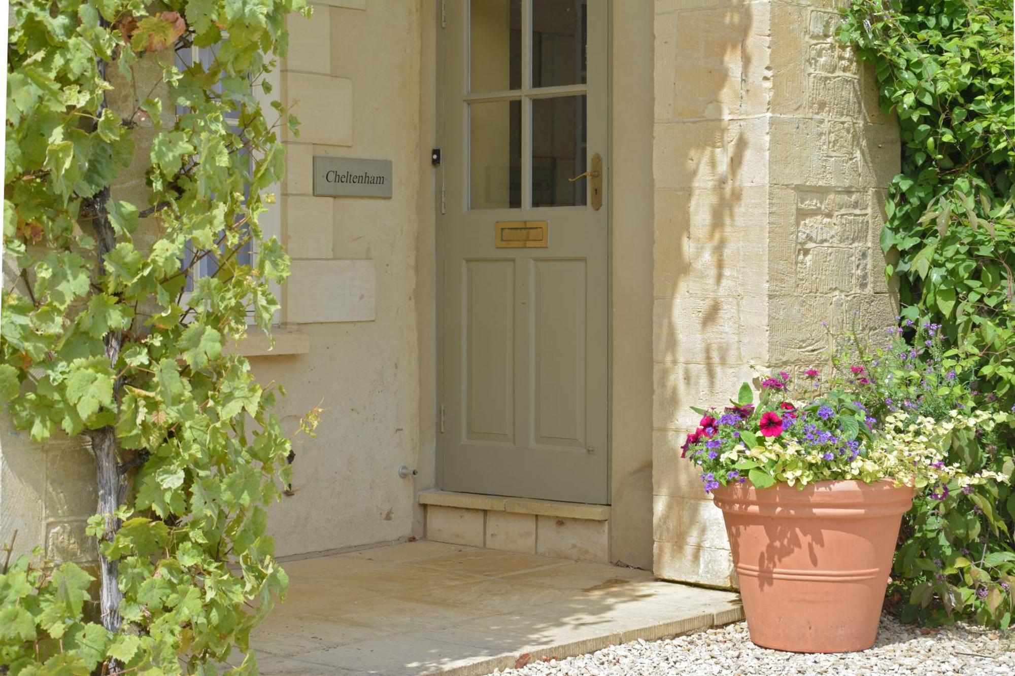 Cheltenham Cottage Bruern エクステリア 写真